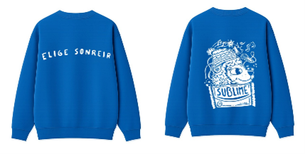 polera azul modelo 3