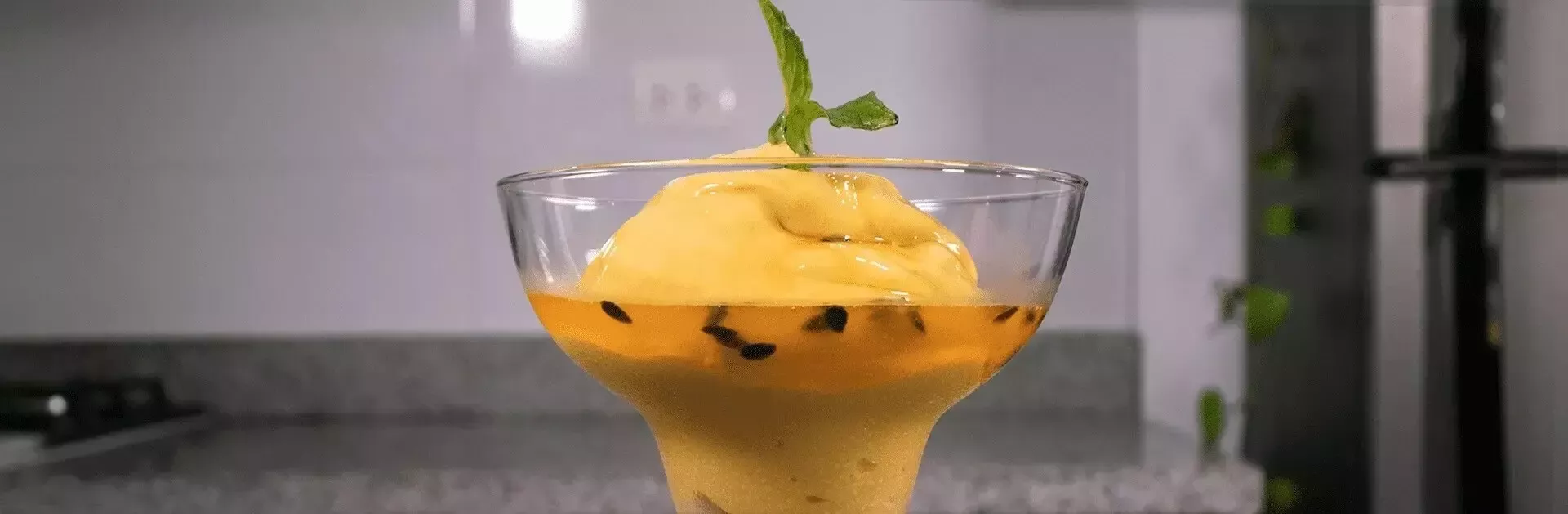 Postre helado de Mango y Maracuyá